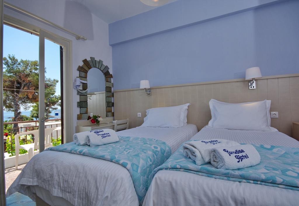 Paradise Hotel 파티티리 외부 사진