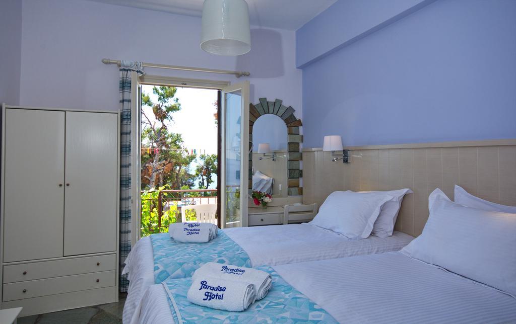 Paradise Hotel 파티티리 외부 사진