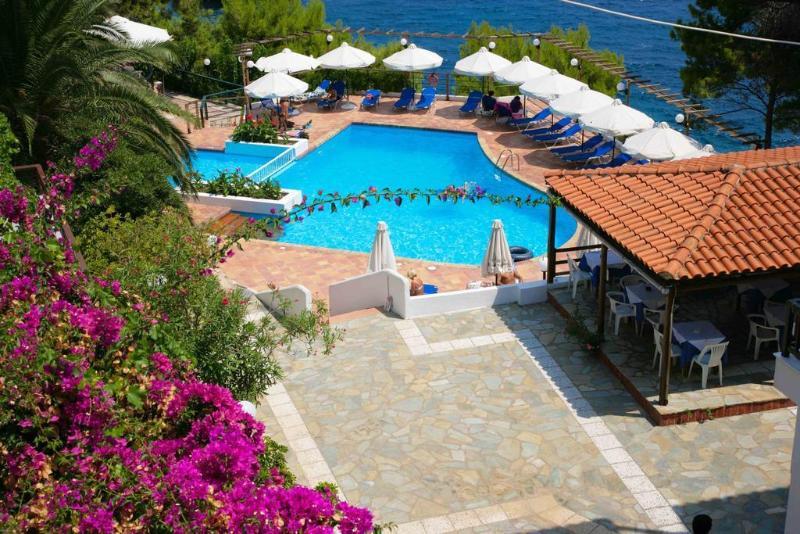 Paradise Hotel 파티티리 외부 사진