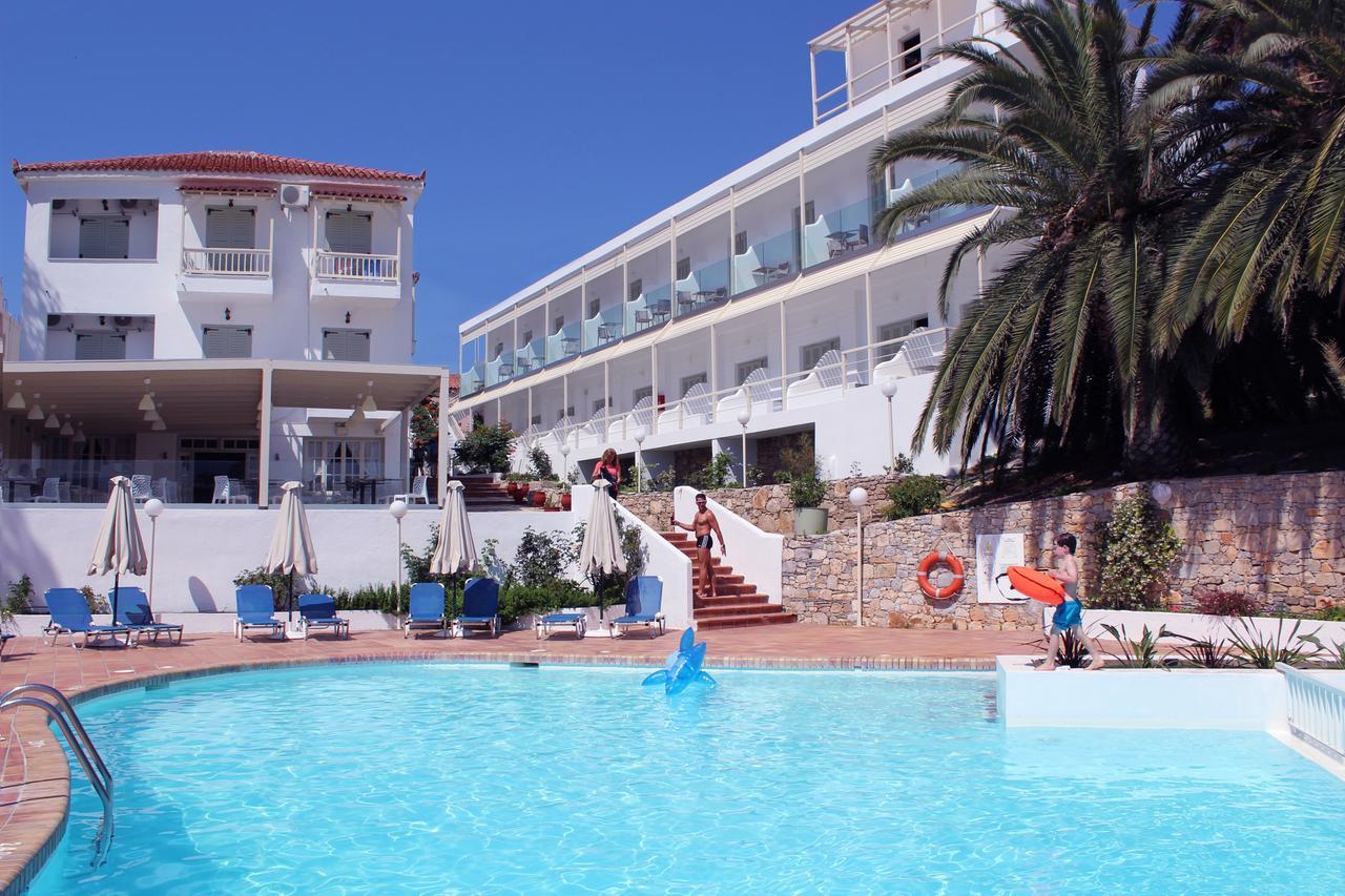 Paradise Hotel 파티티리 외부 사진