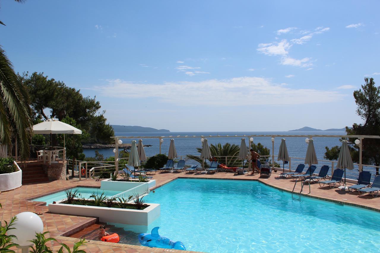 Paradise Hotel 파티티리 외부 사진